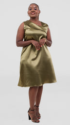 Zosa Green silk ,satin dress, elegant on grossy